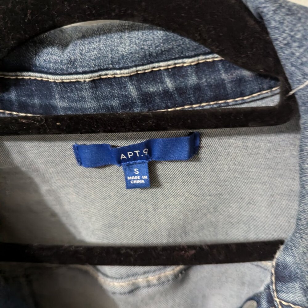 NWT Upcycled Handmade Denim Womans Jacket Apt.9 Small Distress - Picture 4 of 9